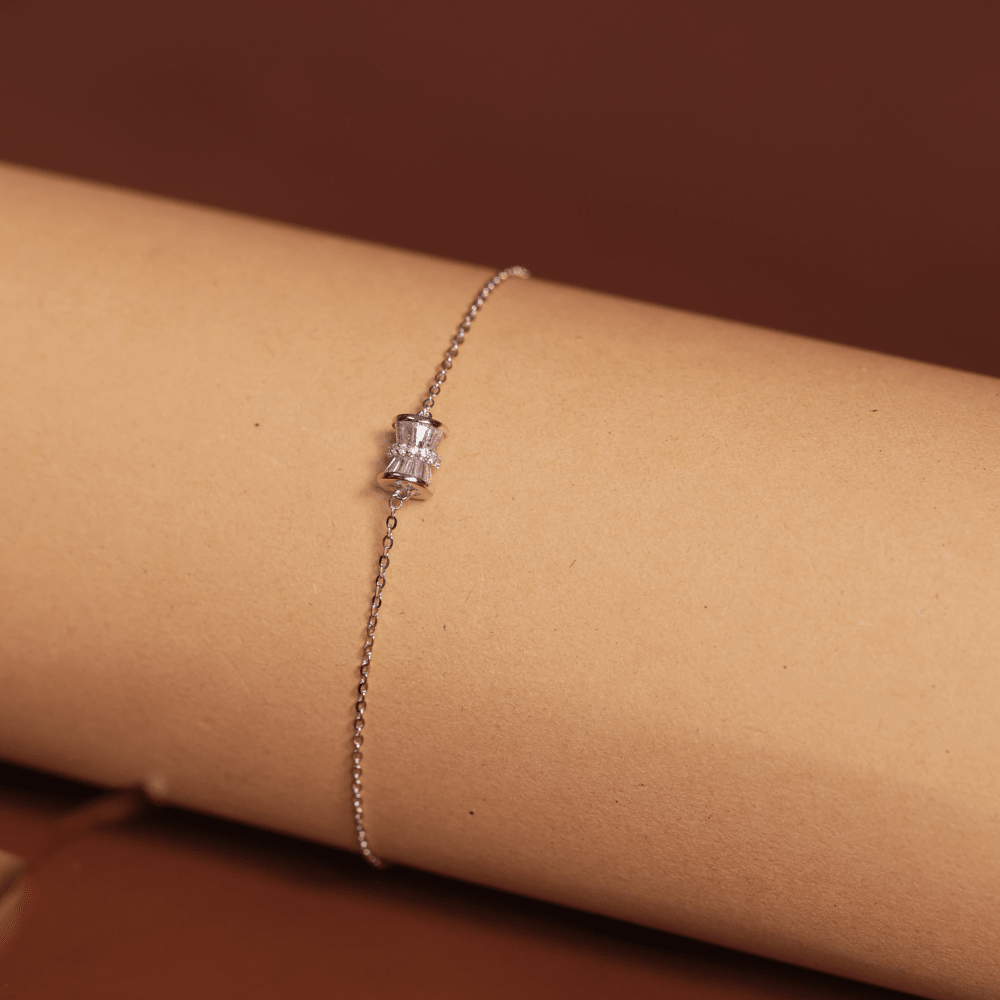 Geometric Hourglass Station Bracelet - Onira Jewels
