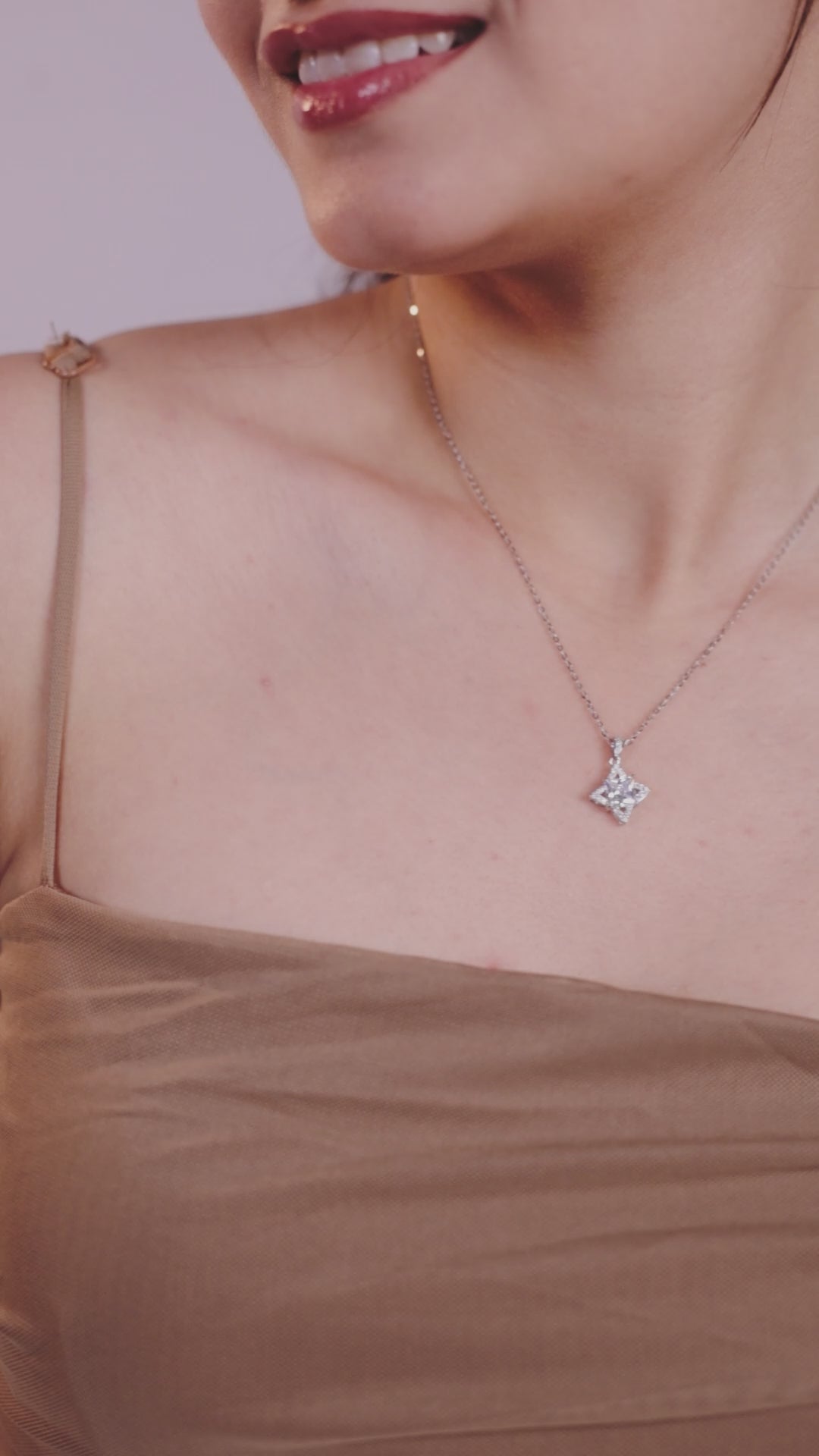 Star Frame Pendant Necklace